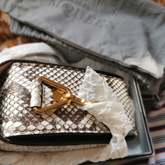 Alexander McQueen python bag - Picture 8 of 12